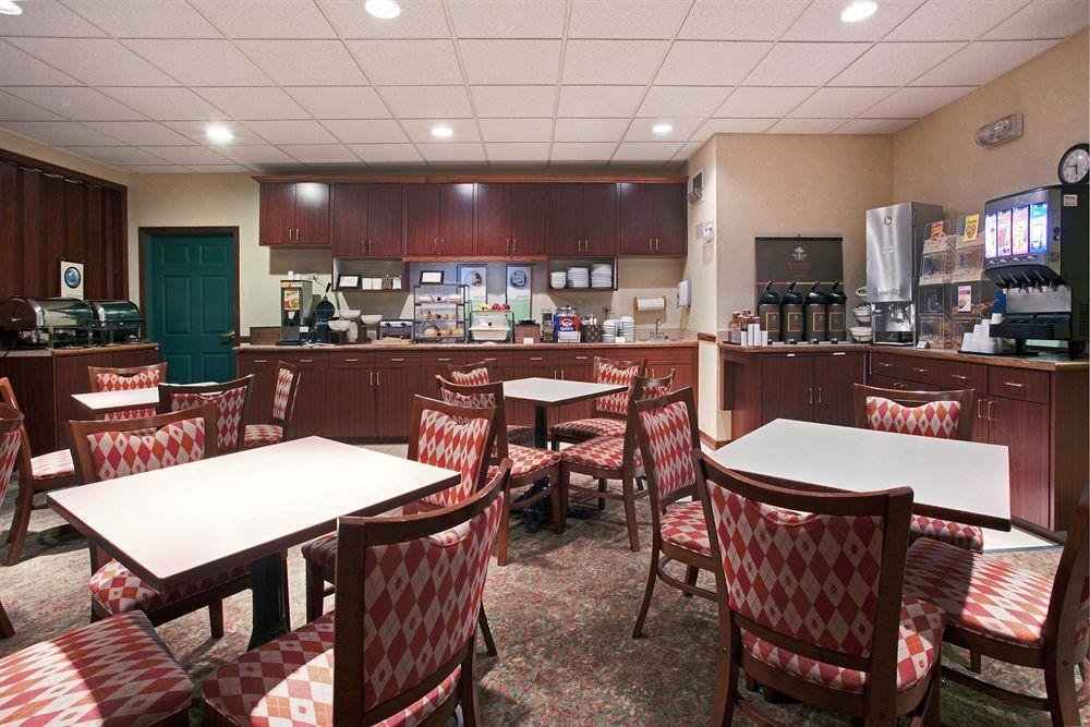 Country Inn & Suites By Radisson, Kearney, Ne Restoran foto