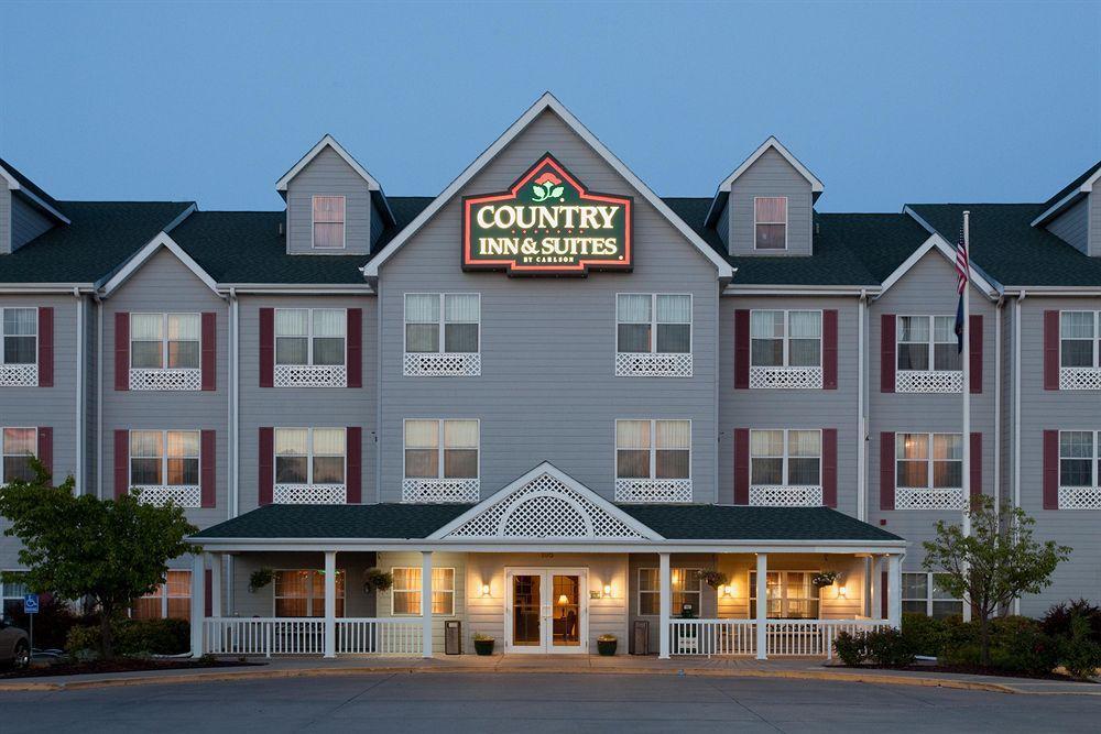 Country Inn & Suites By Radisson, Kearney, Ne Bagian luar foto